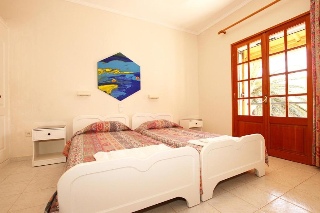 Villa Pool Grigoris *